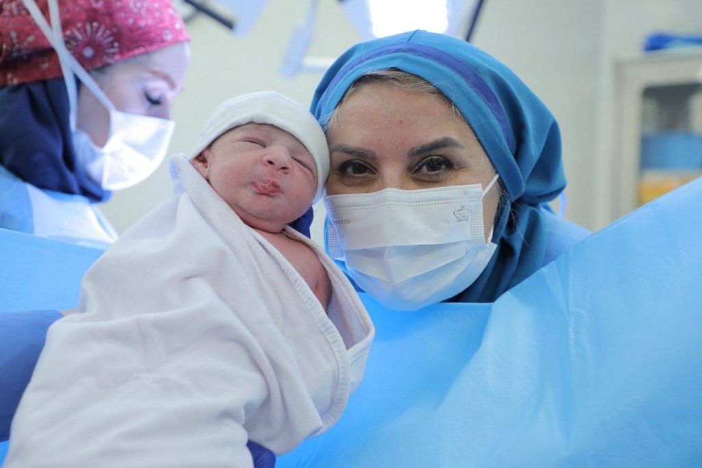 زایمان دکتر مژگان السادات دادگر